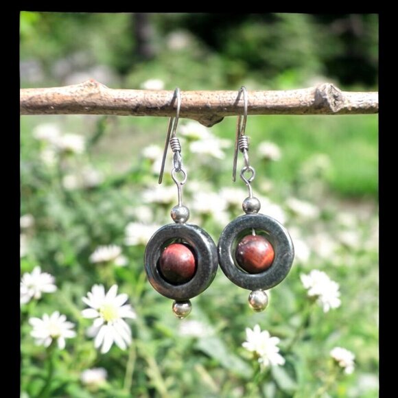 Vintage 925 Sterling Silver Dangle Earrings With Garnet Red Stones & Circular De - Picture 4 of 6